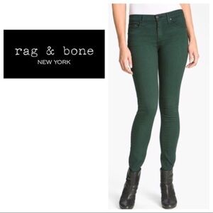Rag & bone forest green Skinny Jegging Sz 26